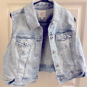 Torrid Size 1 crop denim vest